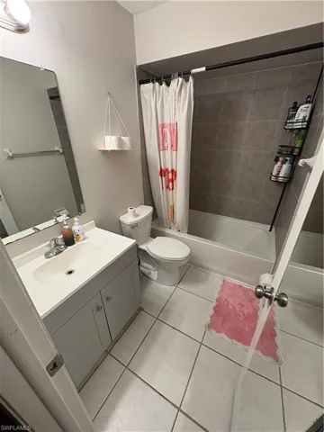 7582-7586 Carrier Rd, Fort Myers, Florida 33967