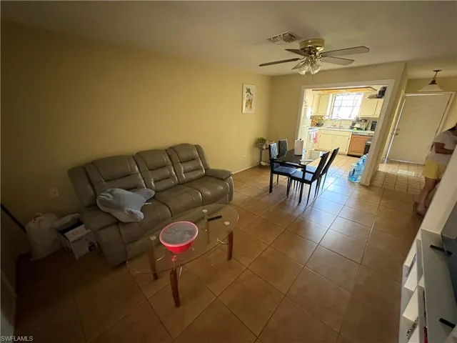 7582-7586 Carrier Rd, Fort Myers, Florida 33967
