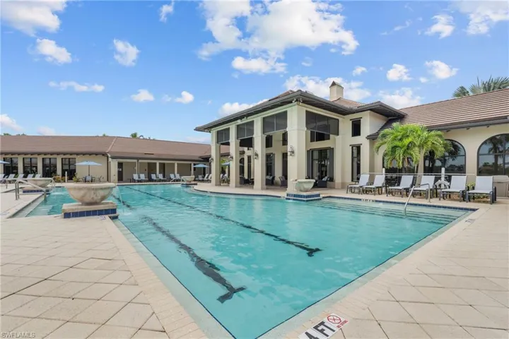 2137 Frangipani Cir 102, Naples, Florida 34120