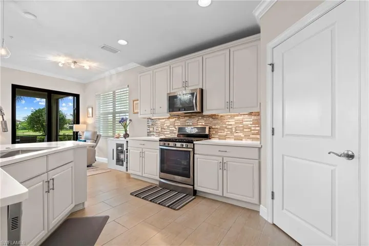 2137 Frangipani Cir 102, Naples, Florida 34120