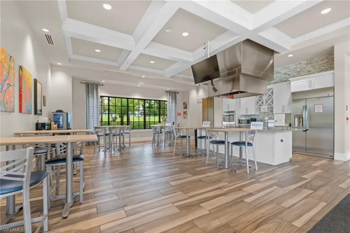 2137 Frangipani Cir 102, Naples, Florida 34120