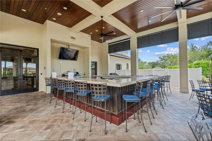 2137 Frangipani Cir 102, Naples, Florida 34120