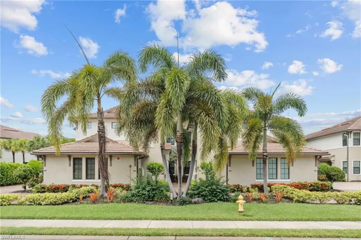 2137 Frangipani Cir 102, Naples, Florida 34120
