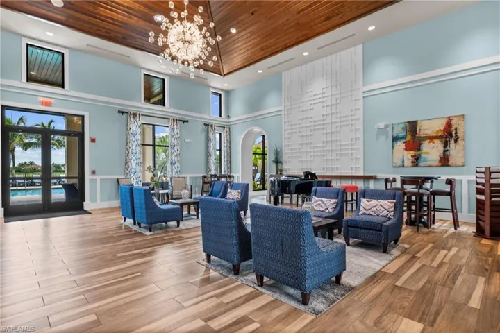 2137 Frangipani Cir 102, Naples, Florida 34120