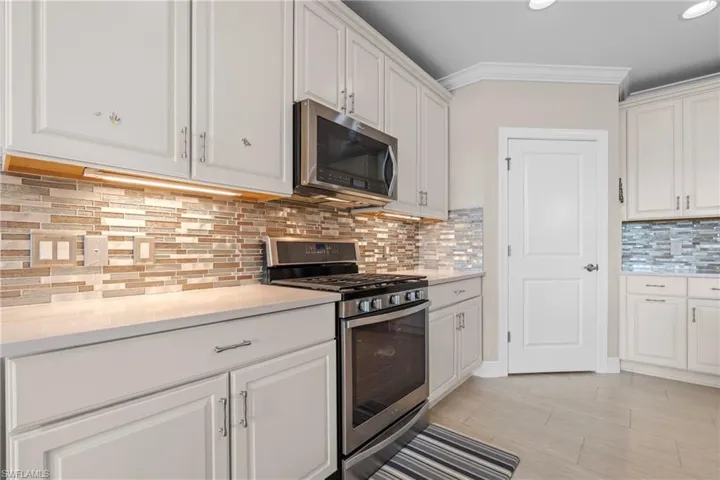 2137 Frangipani Cir 102, Naples, Florida 34120