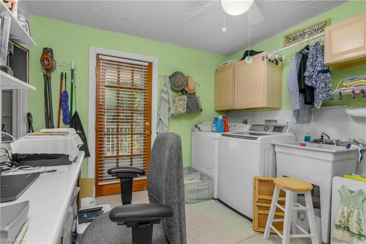large utility room that can be converted into a 2nd bath