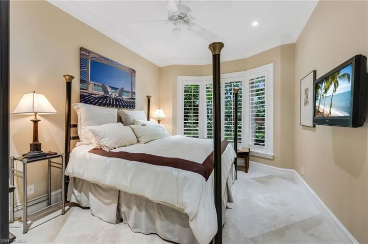 645 Via Mezner 804, Naples, Florida 34108