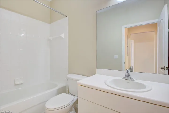 8310  Whiskey Preserve  CIR, Fort Myers, FL 33919