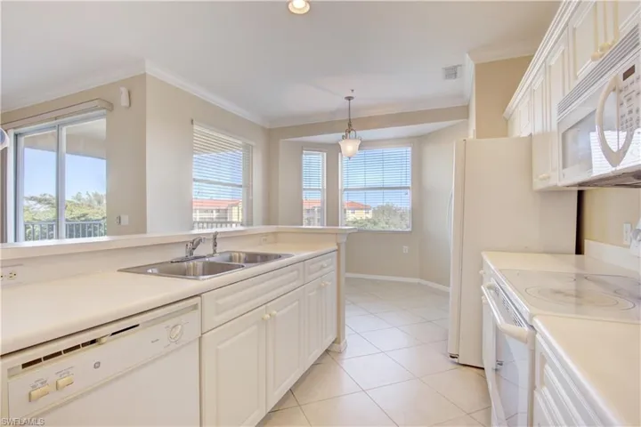 8310  Whiskey Preserve  CIR, Fort Myers, FL 33919