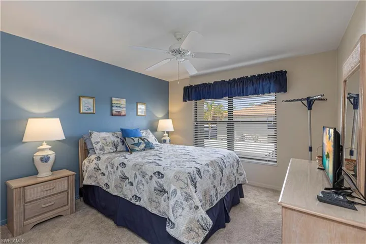 Spacious guestroom next to the guest bathroom