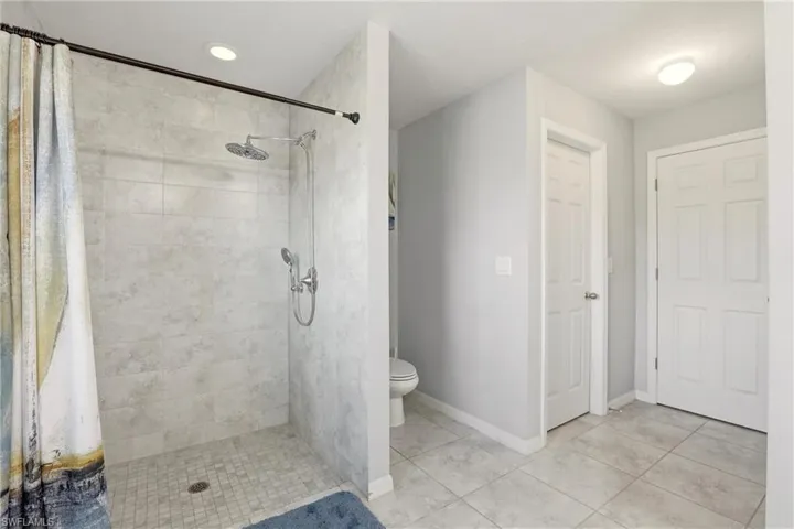 3516 Sw 8th Pl, Cape Coral, Florida 33914