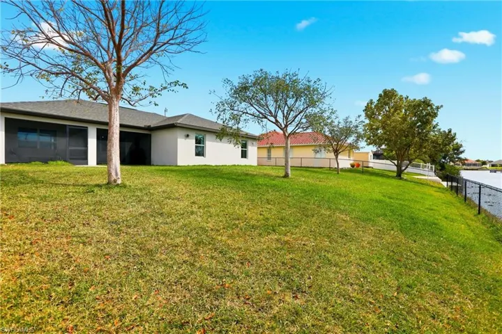 3516 Sw 8th Pl, Cape Coral, Florida 33914