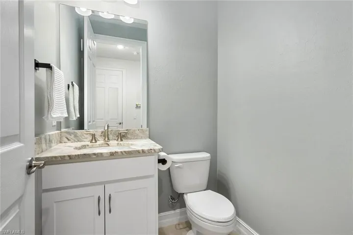 934  Stonewater Lake  TER, Cape Coral, FL 33993