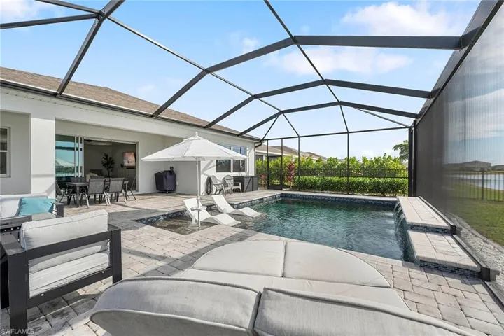 934  Stonewater Lake  TER, Cape Coral, FL 33993