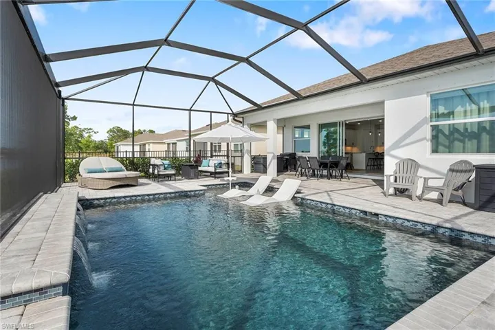 934  Stonewater Lake  TER, Cape Coral, FL 33993