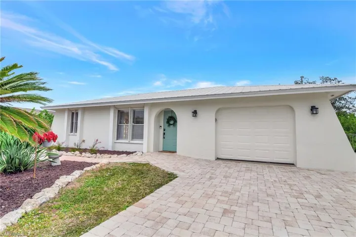3652  Bailes  ST, Bonita Springs, FL 34134