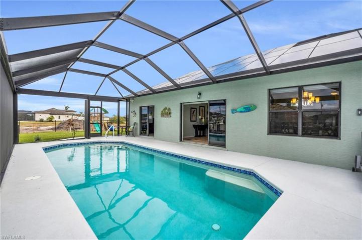 1434 NW 38th PL, CAPE CORAL FL 33993