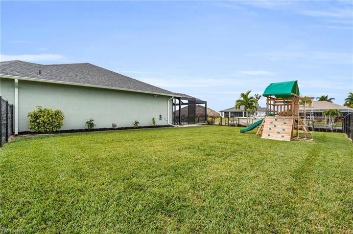 1434 NW 38th PL, CAPE CORAL FL 33993