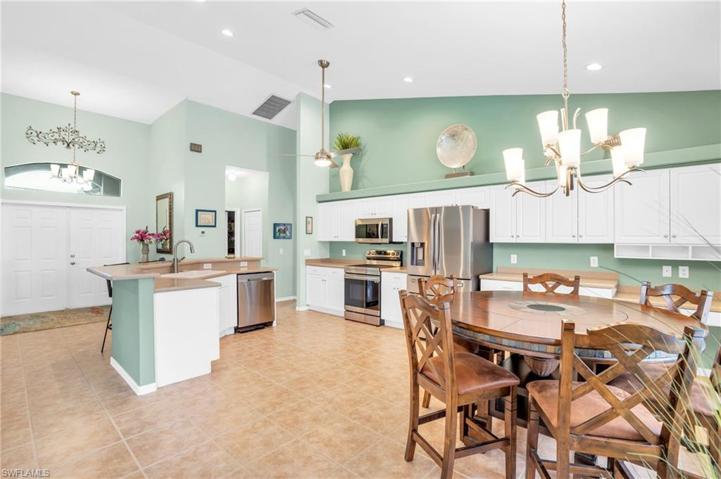 1434 NW 38th PL, CAPE CORAL FL 33993