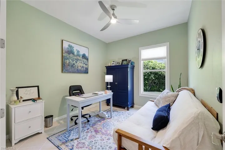 16221 Parque Ln, Naples, Florida 34110