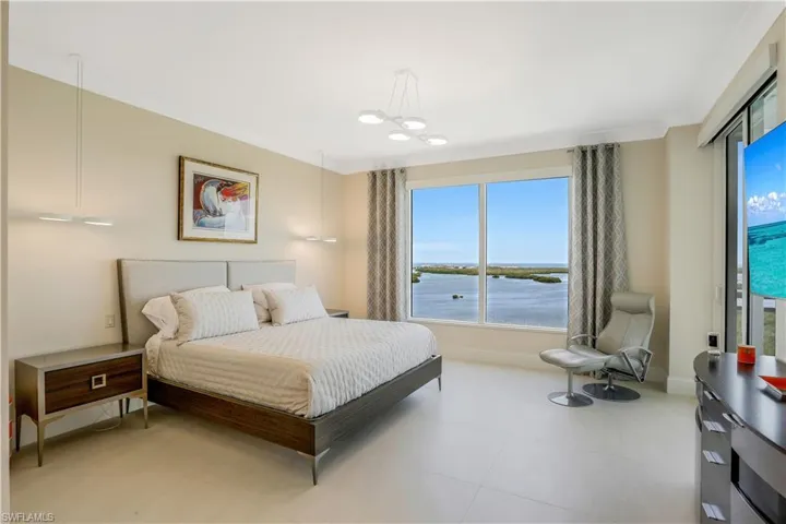 There is even a spectacular view from themaster bedroom!