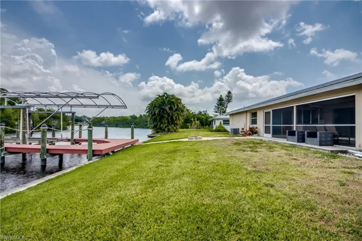 1294  Thompson  ST, North Fort Myers, FL 33903