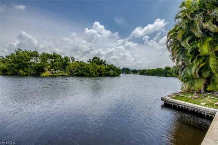 1294  Thompson  ST, North Fort Myers, FL 33903