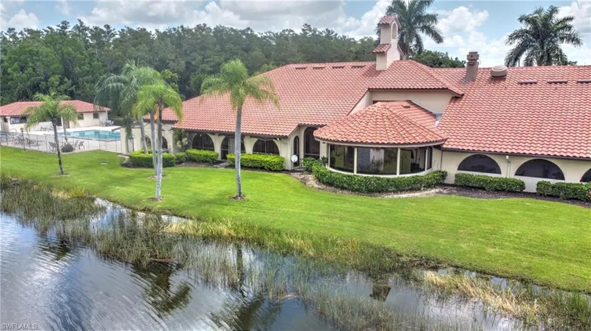 Another view of the back of the  Cross Creek Community Clubhouse