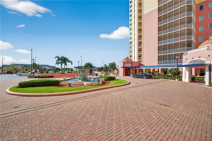 2743  1st  ST, Fort Myers, FL 33916