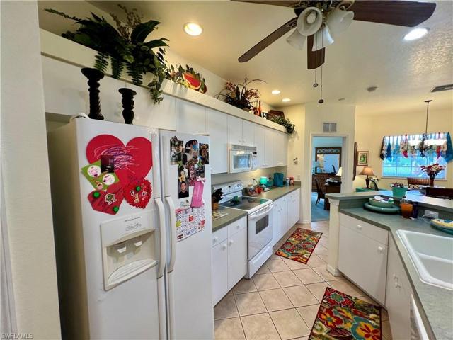 19914  Lake Vista N CIR, Lehigh Acres, FL 33936