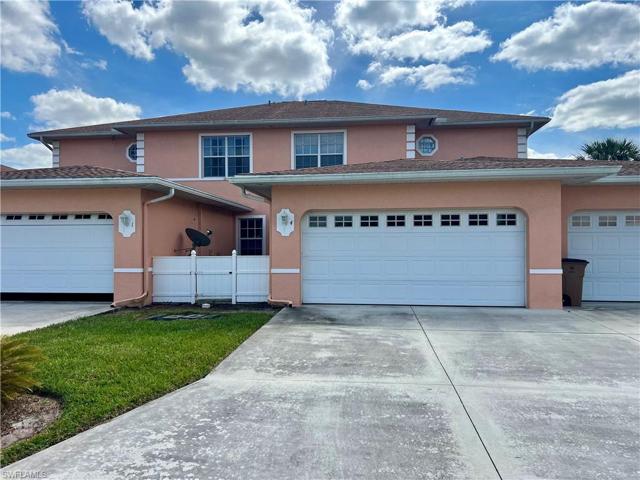 19914  Lake Vista N CIR, Lehigh Acres, FL 33936