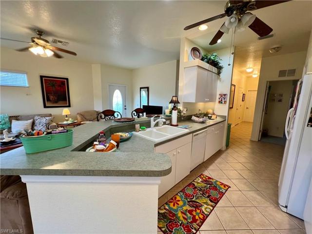 19914  Lake Vista N CIR, Lehigh Acres, FL 33936