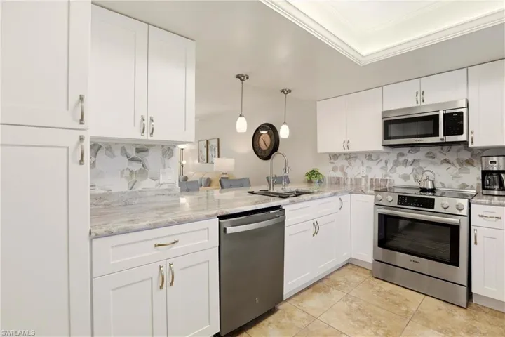 4708 SW 8th  PL, Cape Coral, FL 33914
