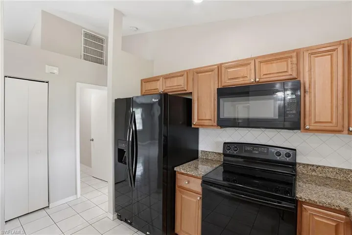 3521 Santa Barbara Blvd, Cape Coral, Florida 33914