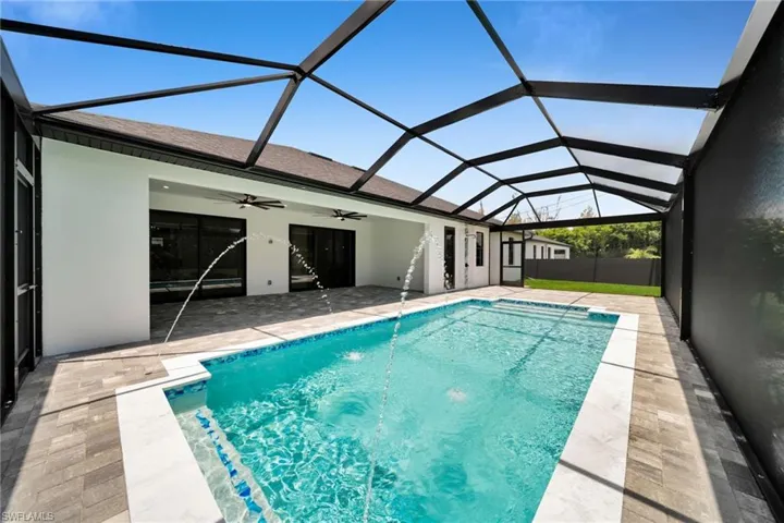 853 Sw 15th Ave, Cape Coral, Florida 33991