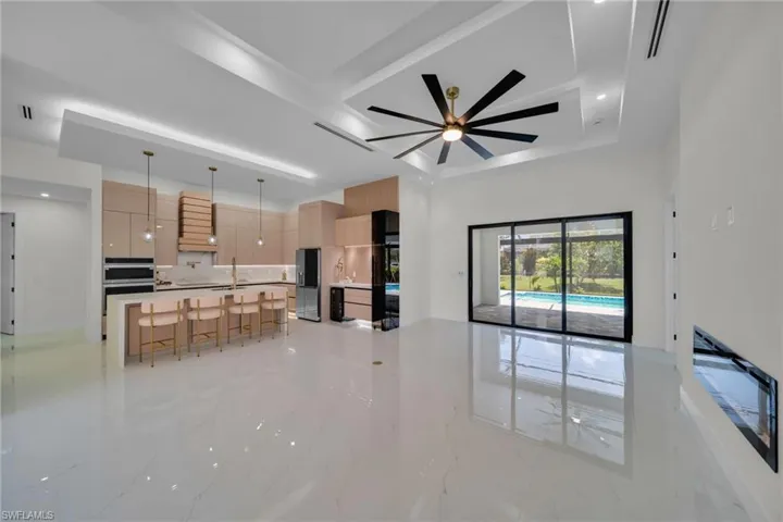 853 Sw 15th Ave, Cape Coral, Florida 33991