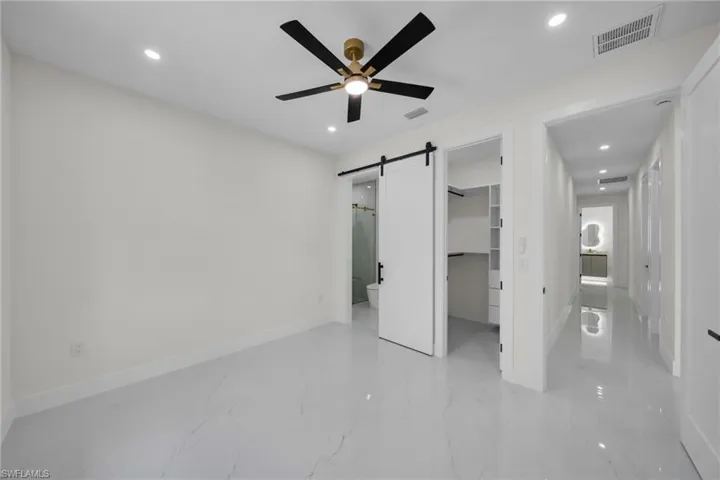 853 Sw 15th Ave, Cape Coral, Florida 33991