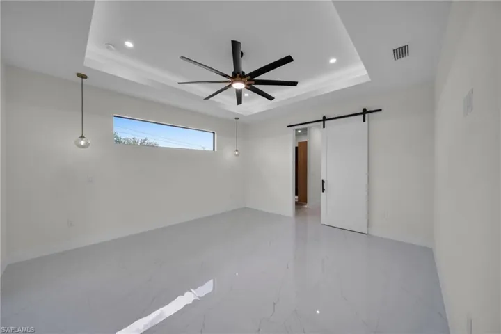 853 Sw 15th Ave, Cape Coral, Florida 33991