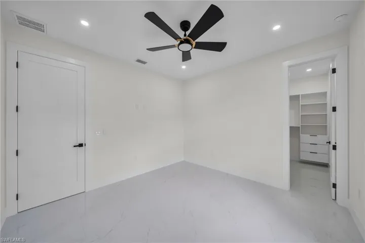 853 Sw 15th Ave, Cape Coral, Florida 33991