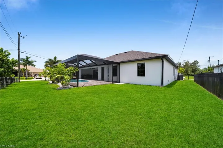 853 Sw 15th Ave, Cape Coral, Florida 33991