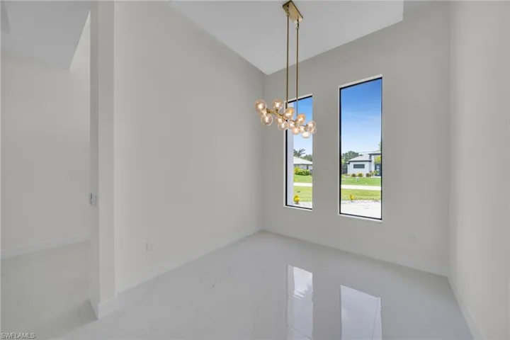 853 Sw 15th Ave, Cape Coral, Florida 33991