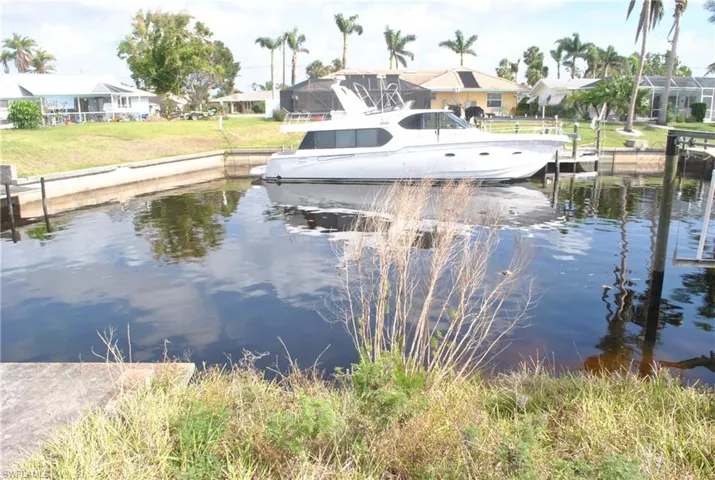 1625 SE 39th  ST, Cape Coral, FL 33904