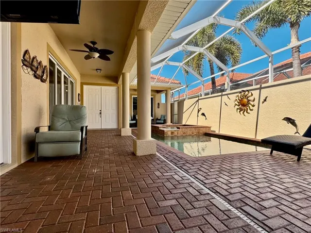 Large screened in Lanai with pool and hot tub