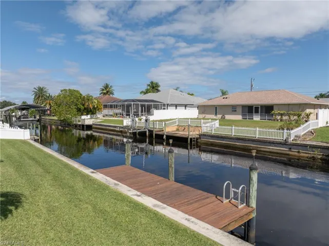 2213 SE 17th  PL, Cape Coral, FL 33990