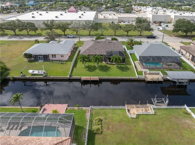 2213 SE 17th  PL, Cape Coral, FL 33990