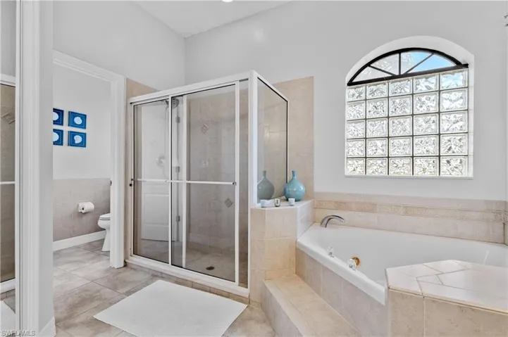 2213 SE 17th  PL, Cape Coral, FL 33990