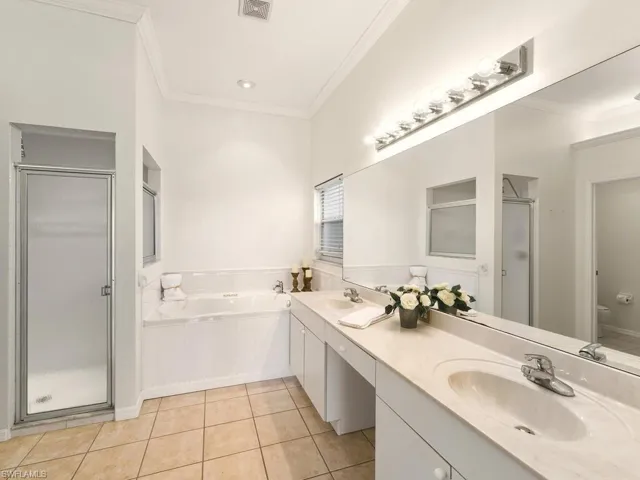 2051  Morning Sun  LN, Naples, FL 34119