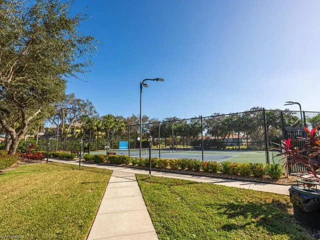 2051  Morning Sun  LN, Naples, FL 34119