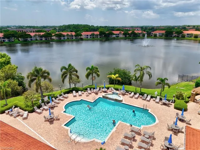 6770  Huntington Lakes  CIR, Naples, FL 34119