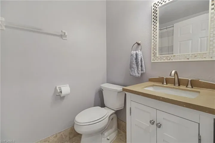 6770  Huntington Lakes  CIR, Naples, FL 34119